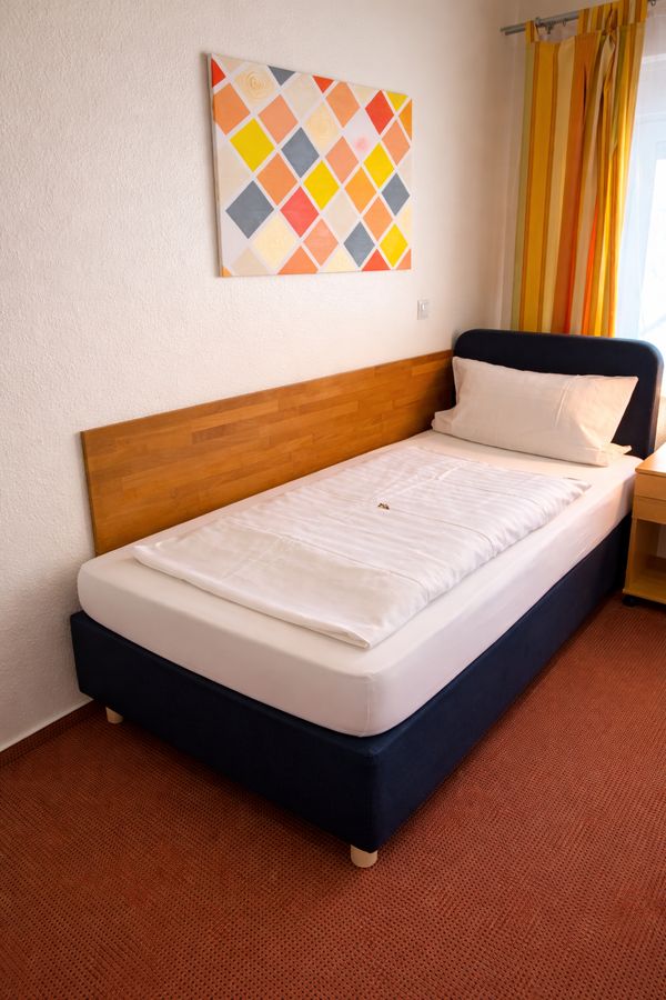 Einzelzimmer Basic im Hotel National Koblenz